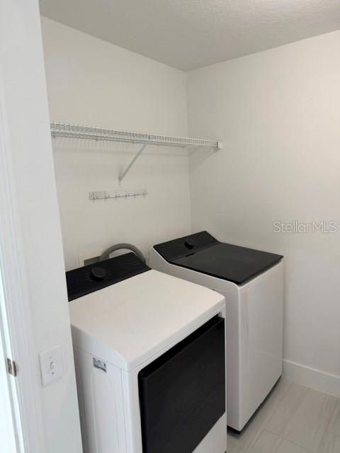 En Renta: $2,795 (4 camas, 2 baños, 1936 Pies cuadrados)