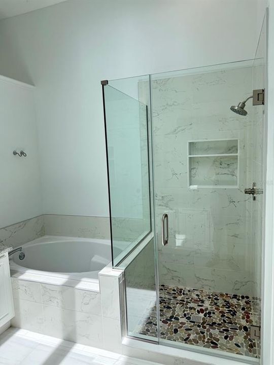En Renta: $2,795 (4 camas, 2 baños, 1936 Pies cuadrados)