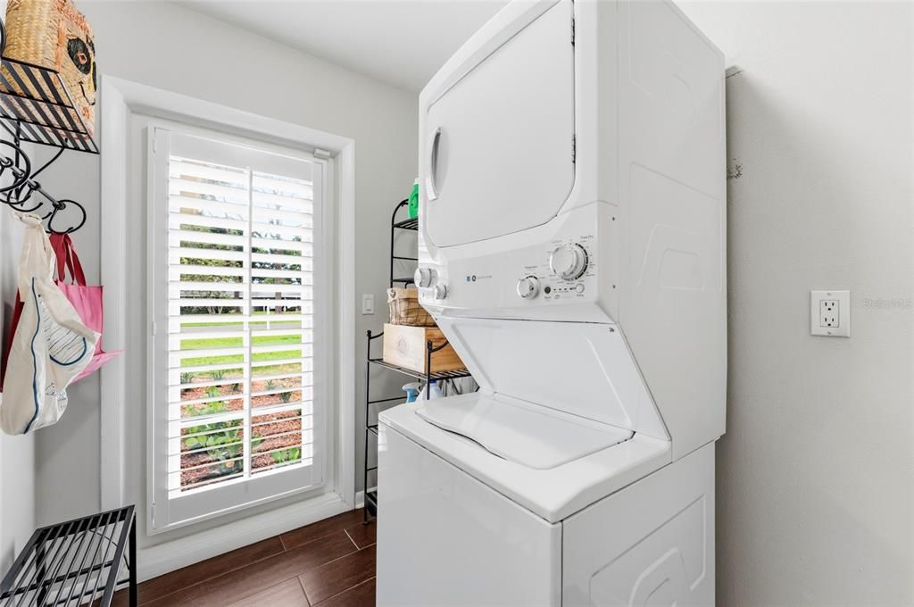 For Sale: $499,000 (3 beds, 2 baths, 1874 Square Feet)