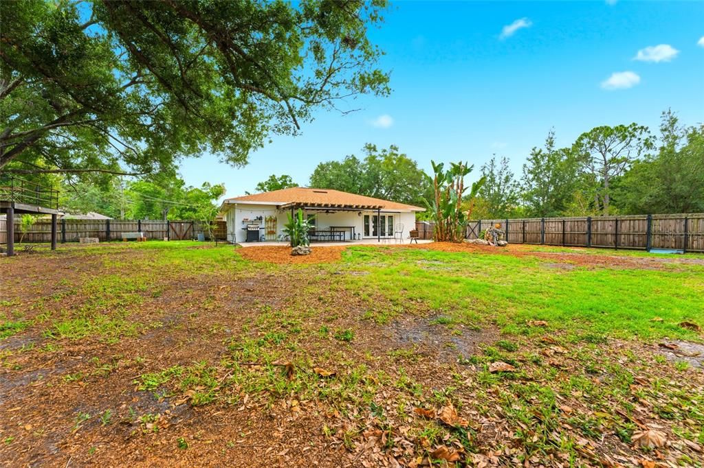For Sale: $499,000 (3 beds, 2 baths, 1874 Square Feet)
