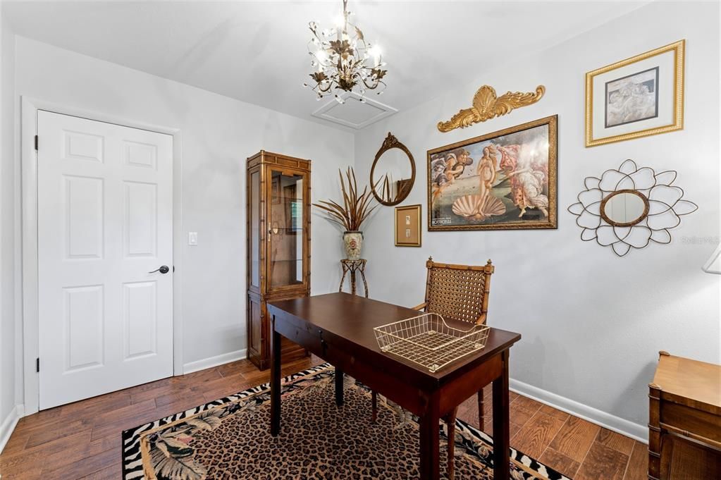 For Sale: $499,000 (3 beds, 2 baths, 1874 Square Feet)