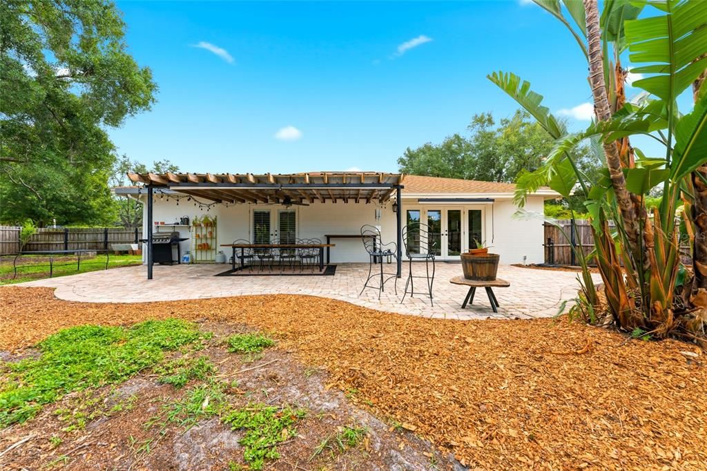 For Sale: $499,000 (3 beds, 2 baths, 1874 Square Feet)