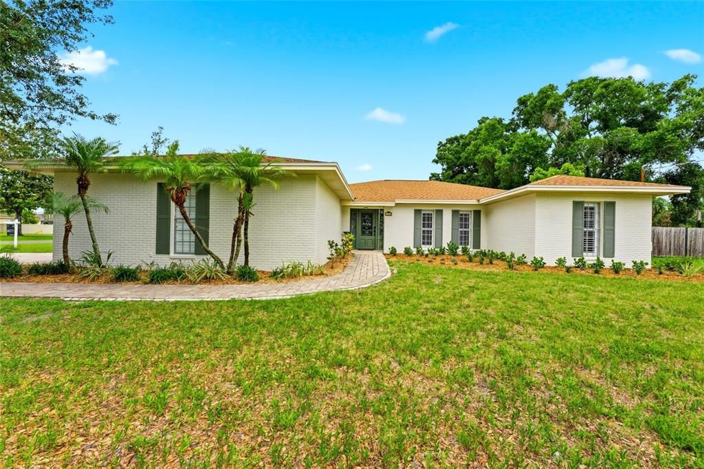 For Sale: $499,000 (3 beds, 2 baths, 1874 Square Feet)