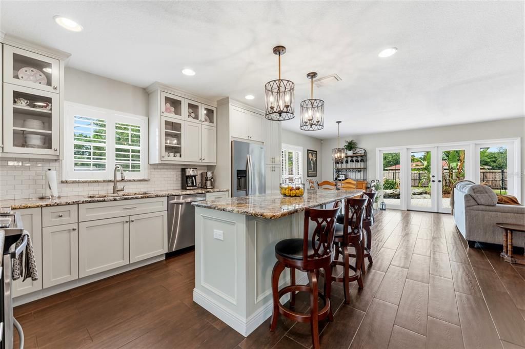 For Sale: $499,000 (3 beds, 2 baths, 1874 Square Feet)