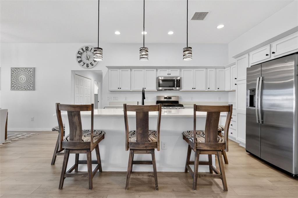 For Sale: $575,000 (4 beds, 2 baths, 2012 Square Feet)