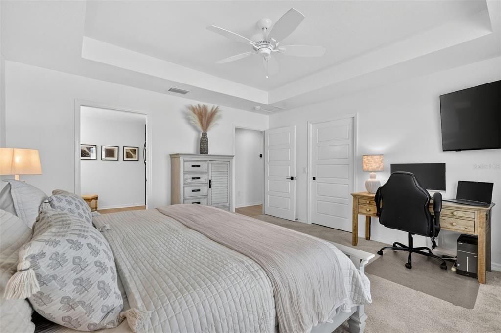 For Sale: $575,000 (4 beds, 2 baths, 2012 Square Feet)