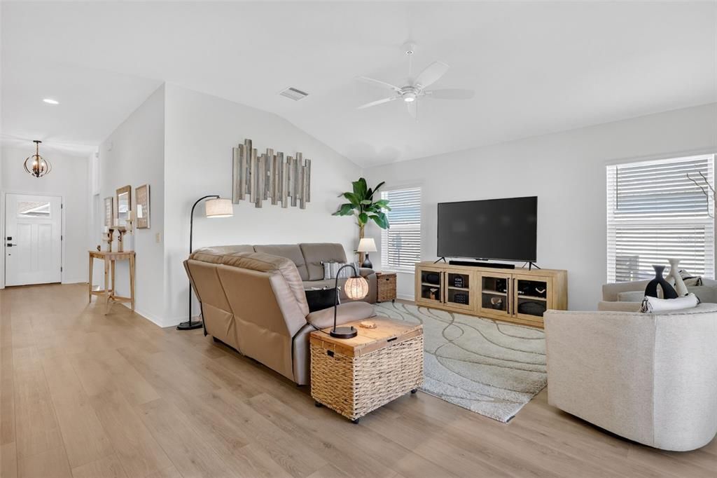For Sale: $575,000 (4 beds, 2 baths, 2012 Square Feet)