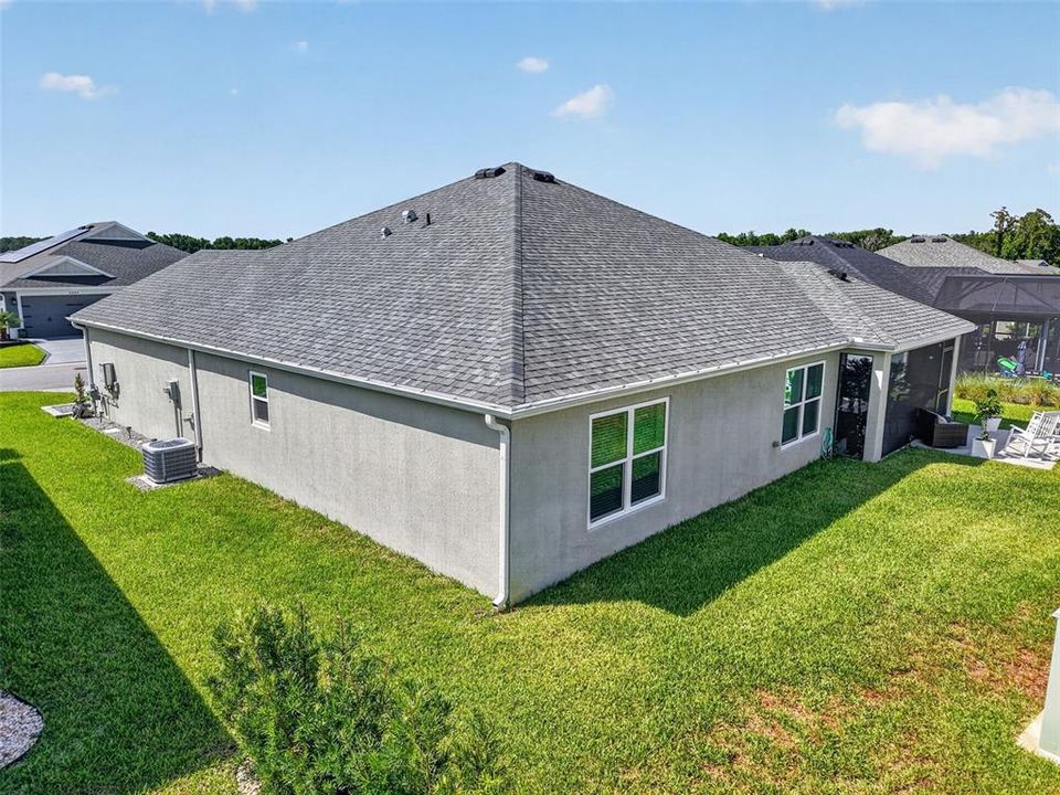 For Sale: $575,000 (4 beds, 2 baths, 2012 Square Feet)