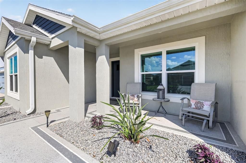 For Sale: $575,000 (4 beds, 2 baths, 2012 Square Feet)