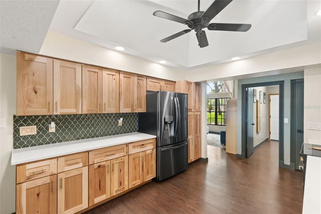 En Venta: $399,990 (3 camas, 2 baños, 2100 Pies cuadrados)