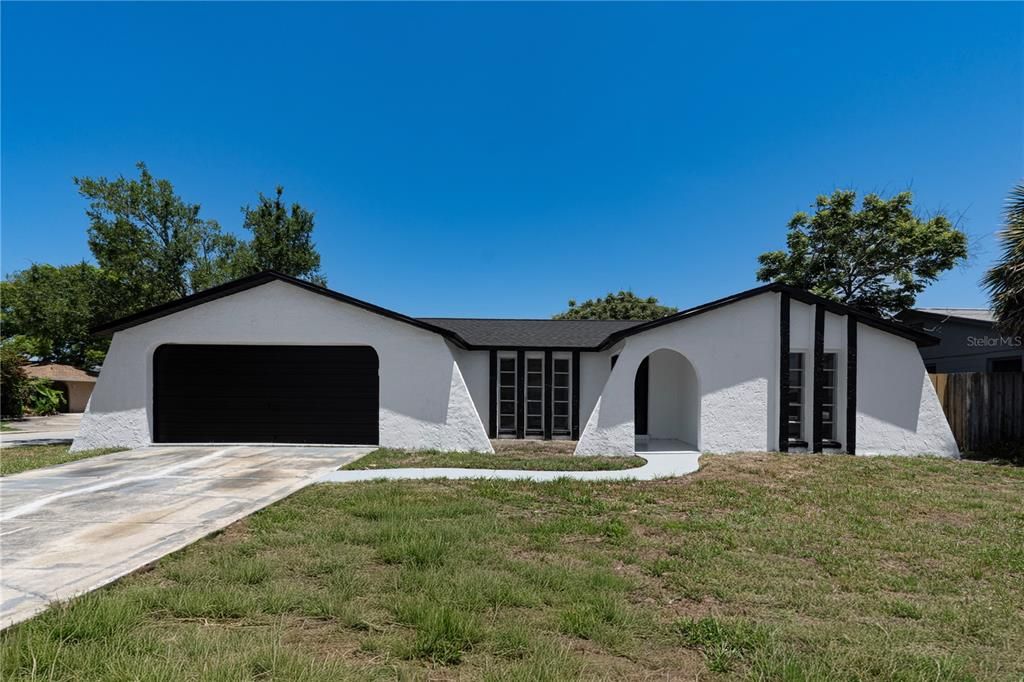 На продажу: $299,999 (3 спален, 3 ванн, 1606 Квадратных фут)