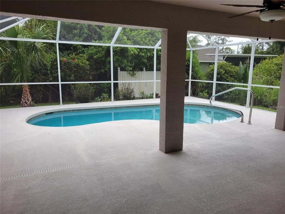 En Venta: $365,000 (3 camas, 2 baños, 1909 Pies cuadrados)