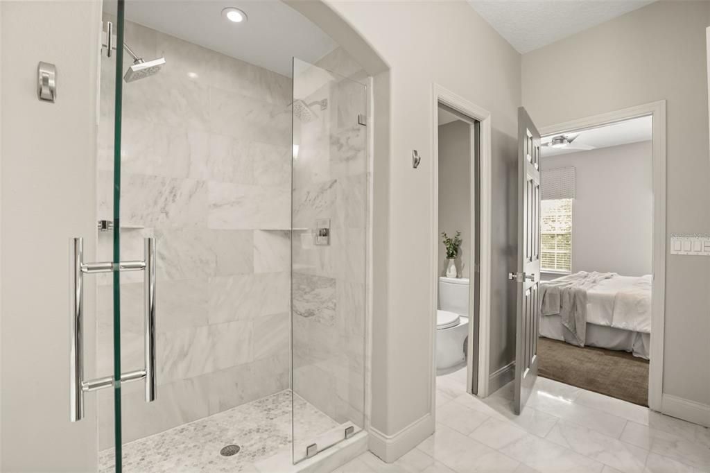 For Sale: $715,000 (3 beds, 3 baths, 1887 Square Feet)