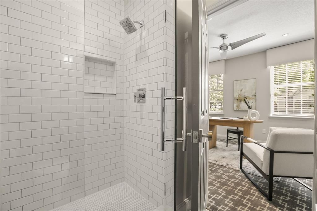 For Sale: $715,000 (3 beds, 3 baths, 1887 Square Feet)