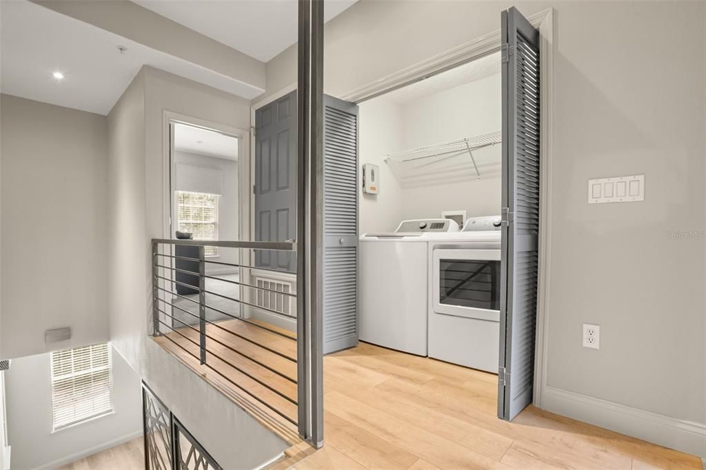 For Sale: $715,000 (3 beds, 3 baths, 1887 Square Feet)
