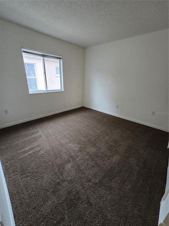 В аренду: $1,895 (3 спален, 2 ванн, 1355 Квадратных фут)