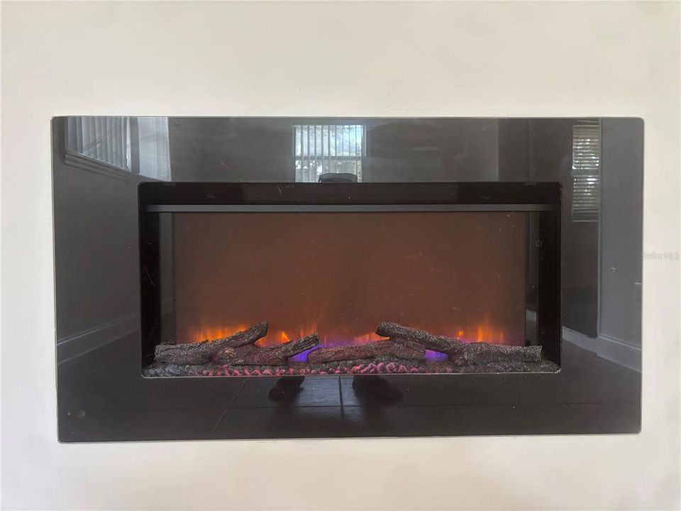 En Venta: $231,900 (3 camas, 2 baños, 1332 Pies cuadrados)