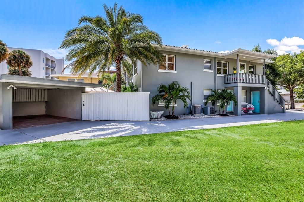 For Sale: $3,995,000 (4 beds, 0 baths, 2752 Square Feet)