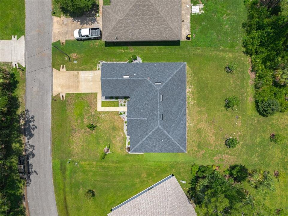 For Sale: $349,900 (3 beds, 2 baths, 1700 Square Feet)