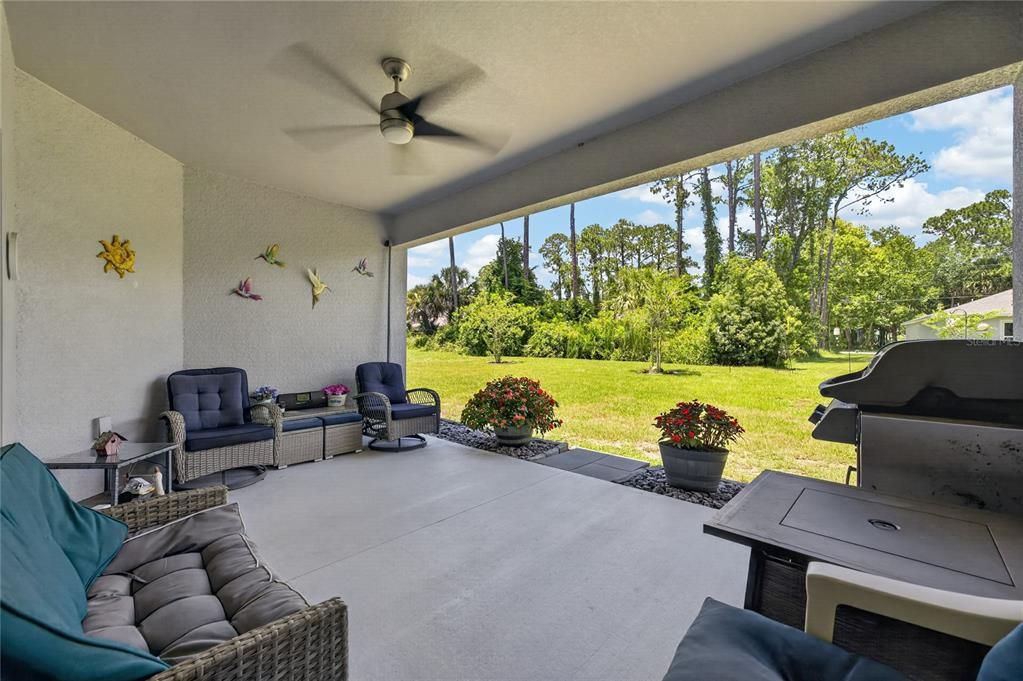 For Sale: $349,900 (3 beds, 2 baths, 1700 Square Feet)