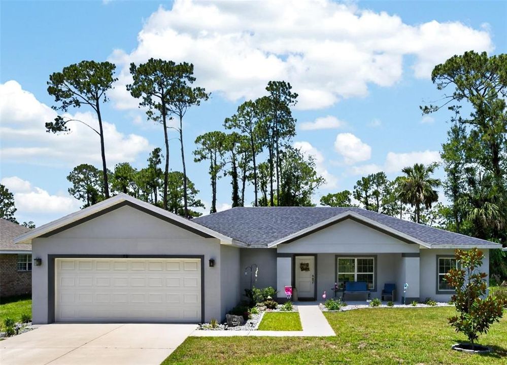 For Sale: $349,900 (3 beds, 2 baths, 1700 Square Feet)