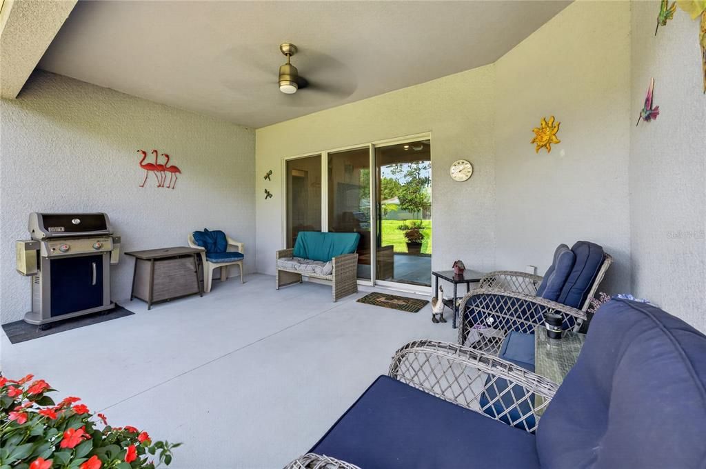 For Sale: $349,900 (3 beds, 2 baths, 1700 Square Feet)
