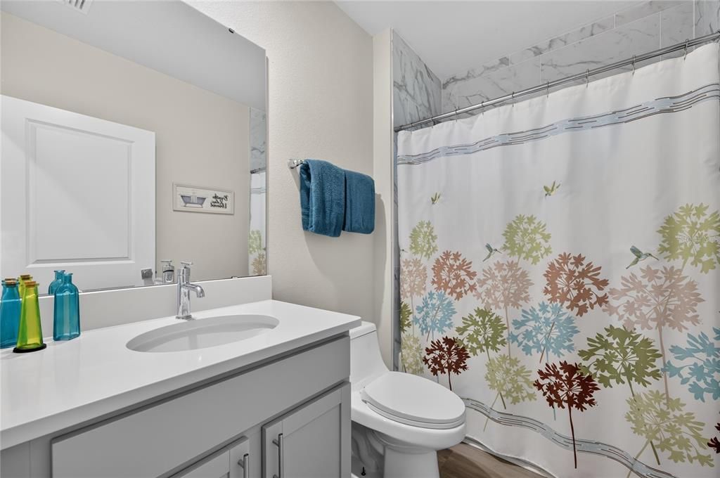 For Sale: $349,900 (3 beds, 2 baths, 1700 Square Feet)