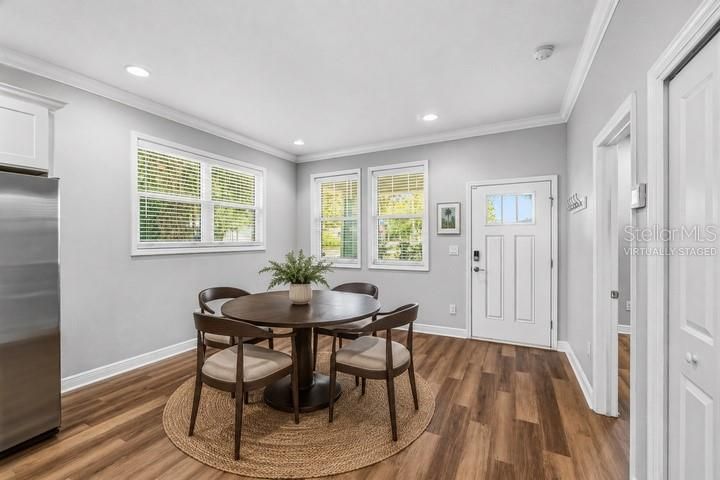 Activo con contrato: $450,000 (3 camas, 2 baños, 1519 Pies cuadrados)