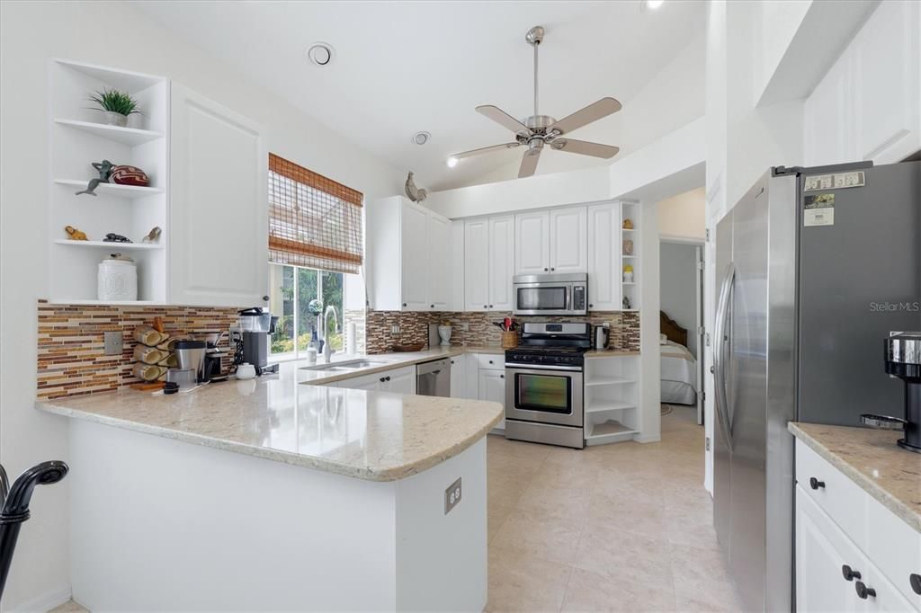 En Venta: $539,900 (2 camas, 2 baños, 1735 Pies cuadrados)