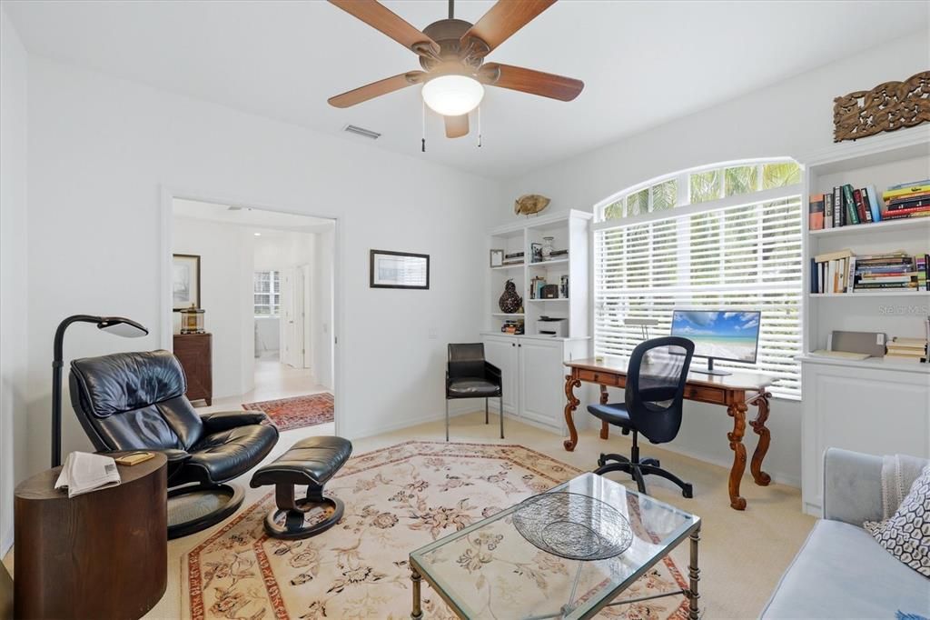 En Venta: $539,900 (2 camas, 2 baños, 1735 Pies cuadrados)