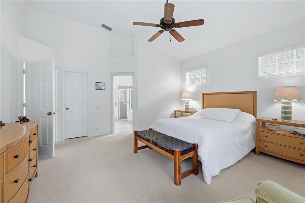 En Venta: $539,900 (2 camas, 2 baños, 1735 Pies cuadrados)