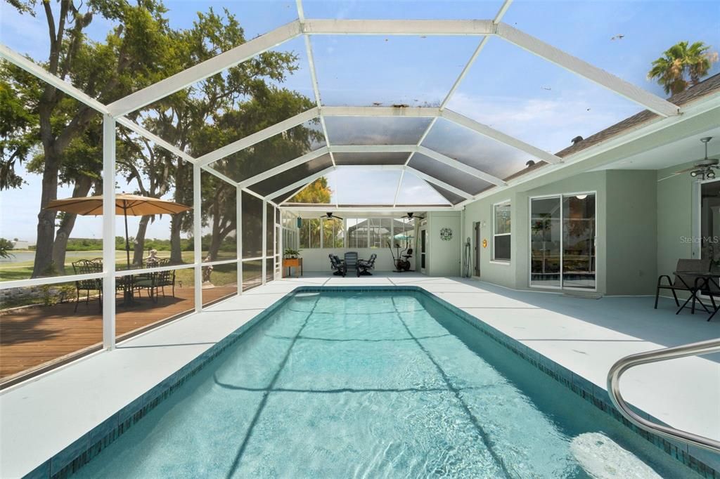 Active With Contract: $479,500 (3 beds, 2 baths, 1967 Square Feet)