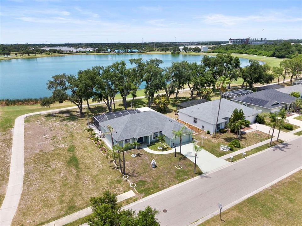 Active With Contract: $479,500 (3 beds, 2 baths, 1967 Square Feet)
