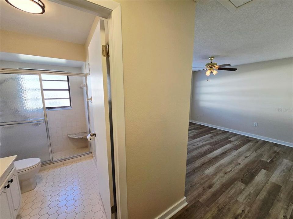 For Rent: $1,800 (2 beds, 2 baths, 1222 Square Feet)