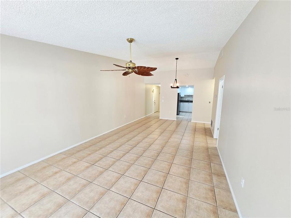For Rent: $1,800 (2 beds, 2 baths, 1222 Square Feet)