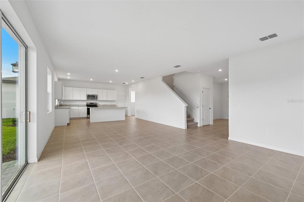 На продажу: $469,999 (3 спален, 2 ванн, 2756 Квадратных фут)