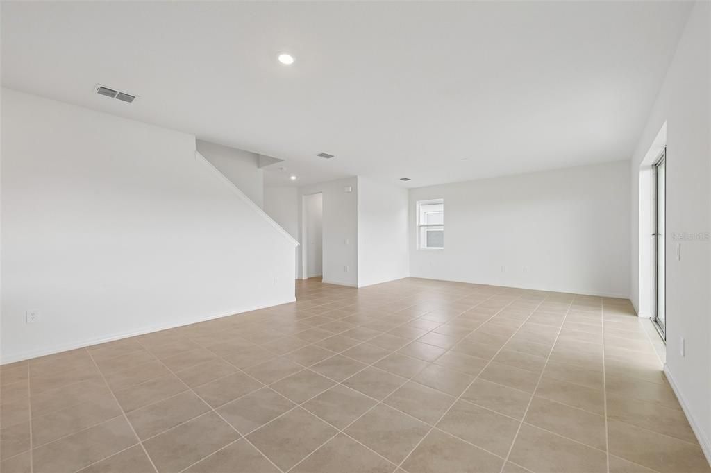 En Venta: $469,999 (3 camas, 2 baños, 2756 Pies cuadrados)