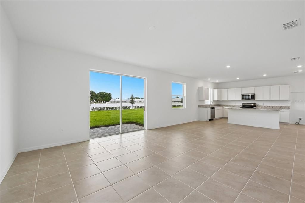 En Venta: $469,999 (3 camas, 2 baños, 2756 Pies cuadrados)