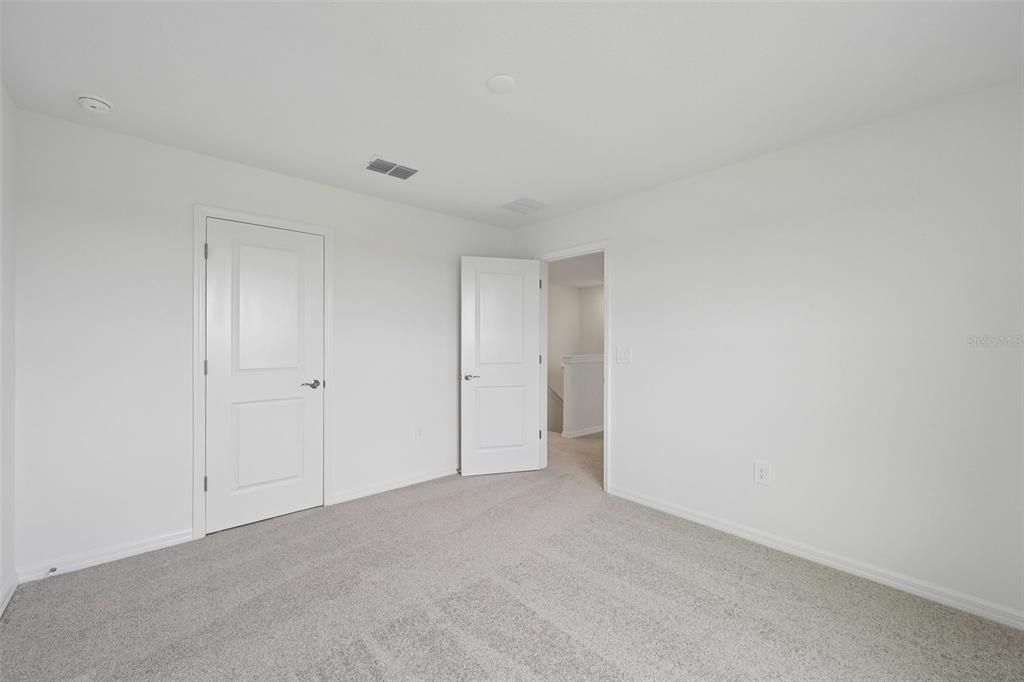 На продажу: $469,999 (3 спален, 2 ванн, 2756 Квадратных фут)