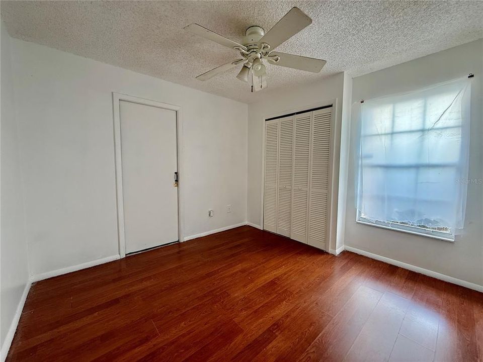В аренду: $2,200 (3 спален, 2 ванн, 1131 Квадратных фут)