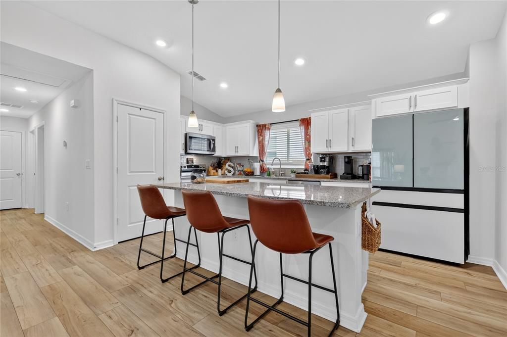 En Venta: $415,000 (3 camas, 2 baños, 1511 Pies cuadrados)