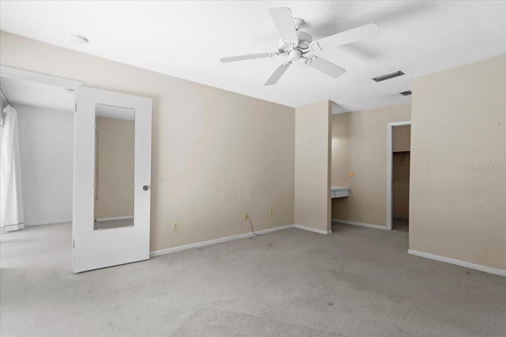 En Venta: $379,000 (3 camas, 2 baños, 1835 Pies cuadrados)