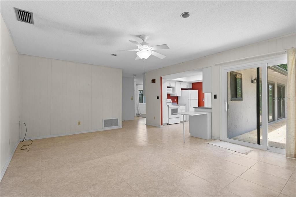 En Venta: $379,000 (3 camas, 2 baños, 1835 Pies cuadrados)