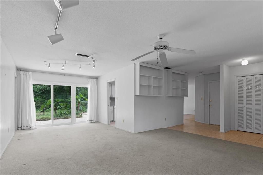 En Venta: $379,000 (3 camas, 2 baños, 1835 Pies cuadrados)