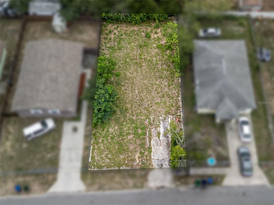 合同活跃: $85,000 (0.13 acres)