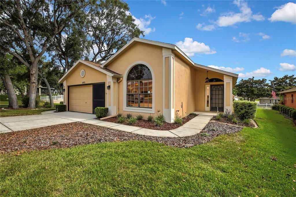 For Sale: $269,900 (2 beds, 2 baths, 1736 Square Feet)