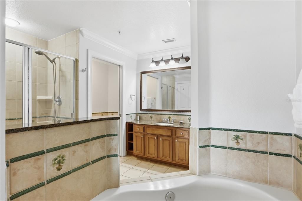 For Sale: $305,000 (3 beds, 2 baths, 1344 Square Feet)