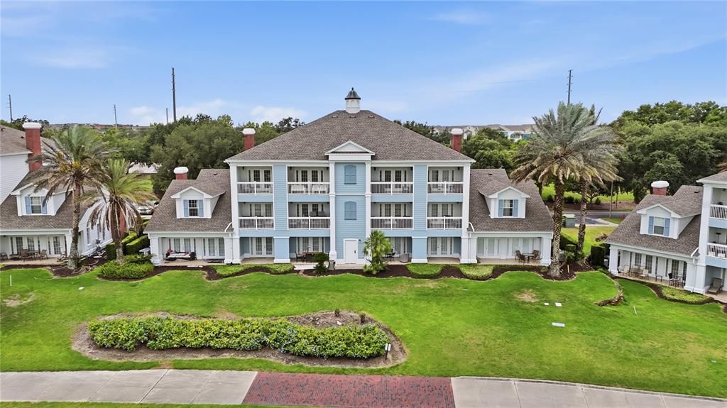 For Sale: $305,000 (3 beds, 2 baths, 1344 Square Feet)