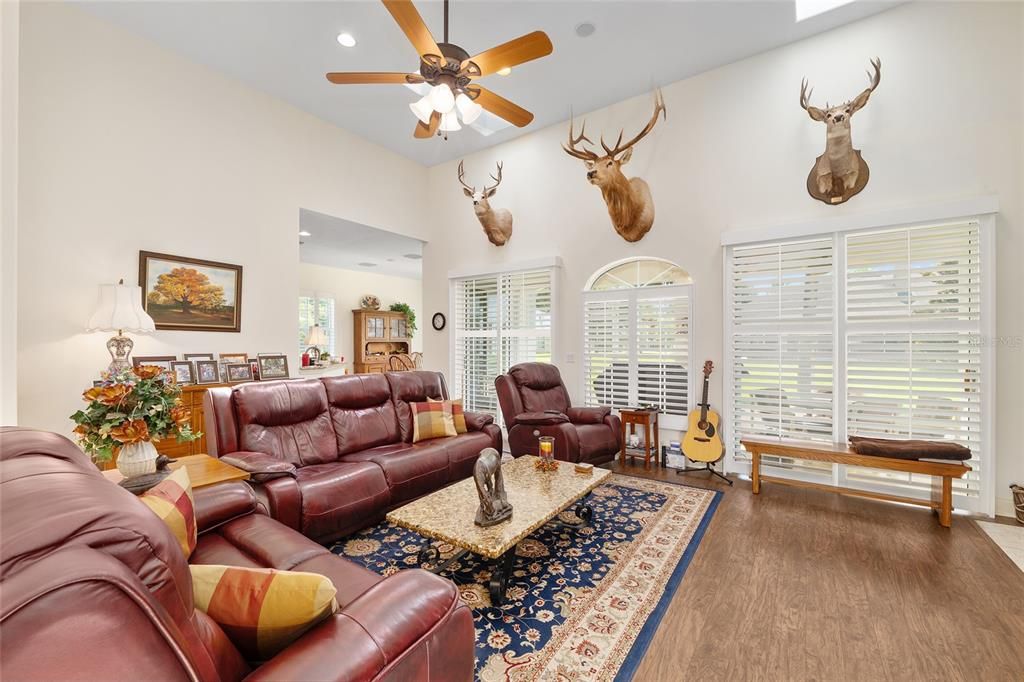 For Sale: $329,000 (3 beds, 2 baths, 2266 Square Feet)