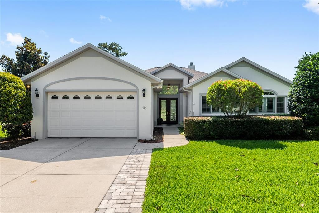 For Sale: $329,000 (3 beds, 2 baths, 2266 Square Feet)